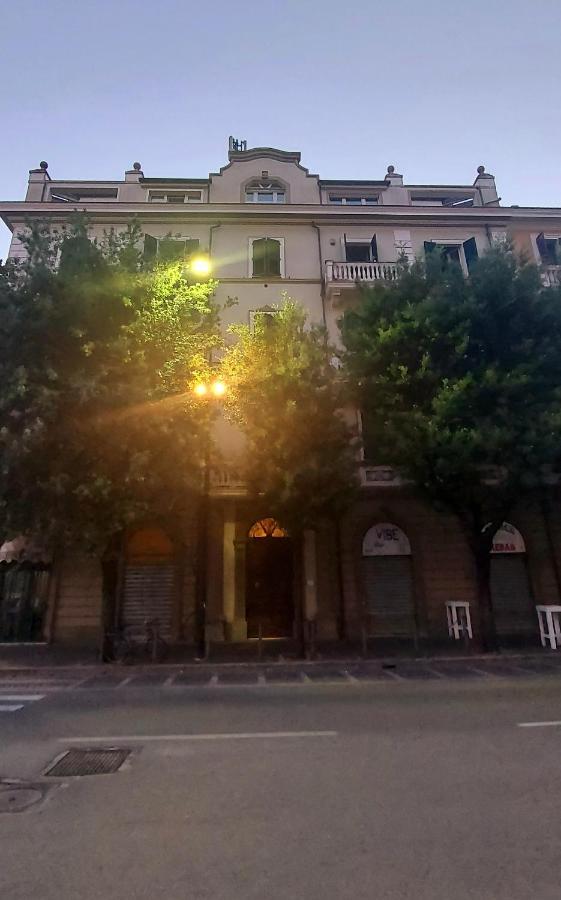 Tacito Apartments Терни Екстериор снимка